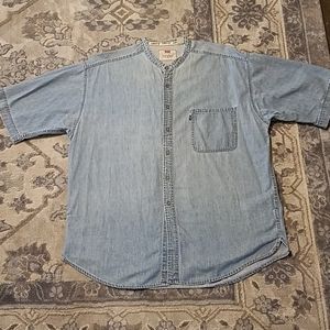 Vintage Levi's shirt.
